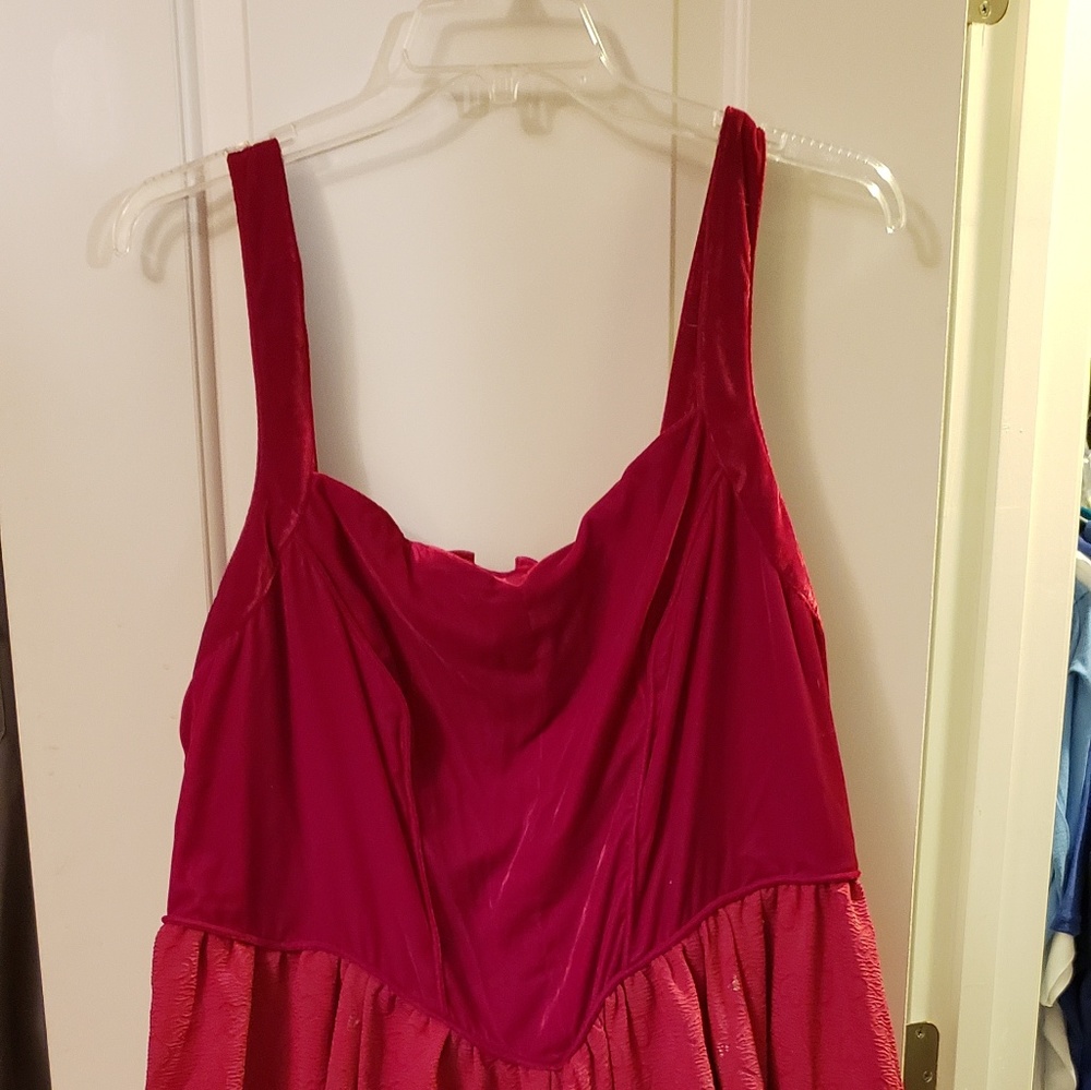 Alice in wonderland red queen dress